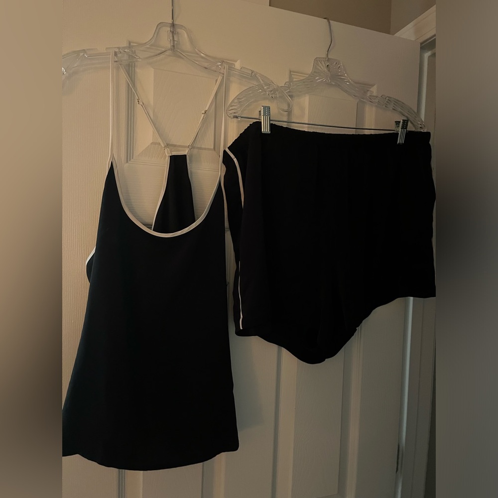 I Crew Reimagines black with white stripe pajama racer back top and short set XL